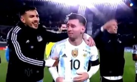 Momentul în care Lionel Messi începe să plângă în fața suporterilor. Imaginile care fac înconjurul lumii